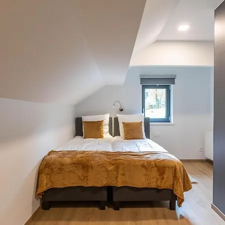 70 - Pour 16 Personnes Villa *